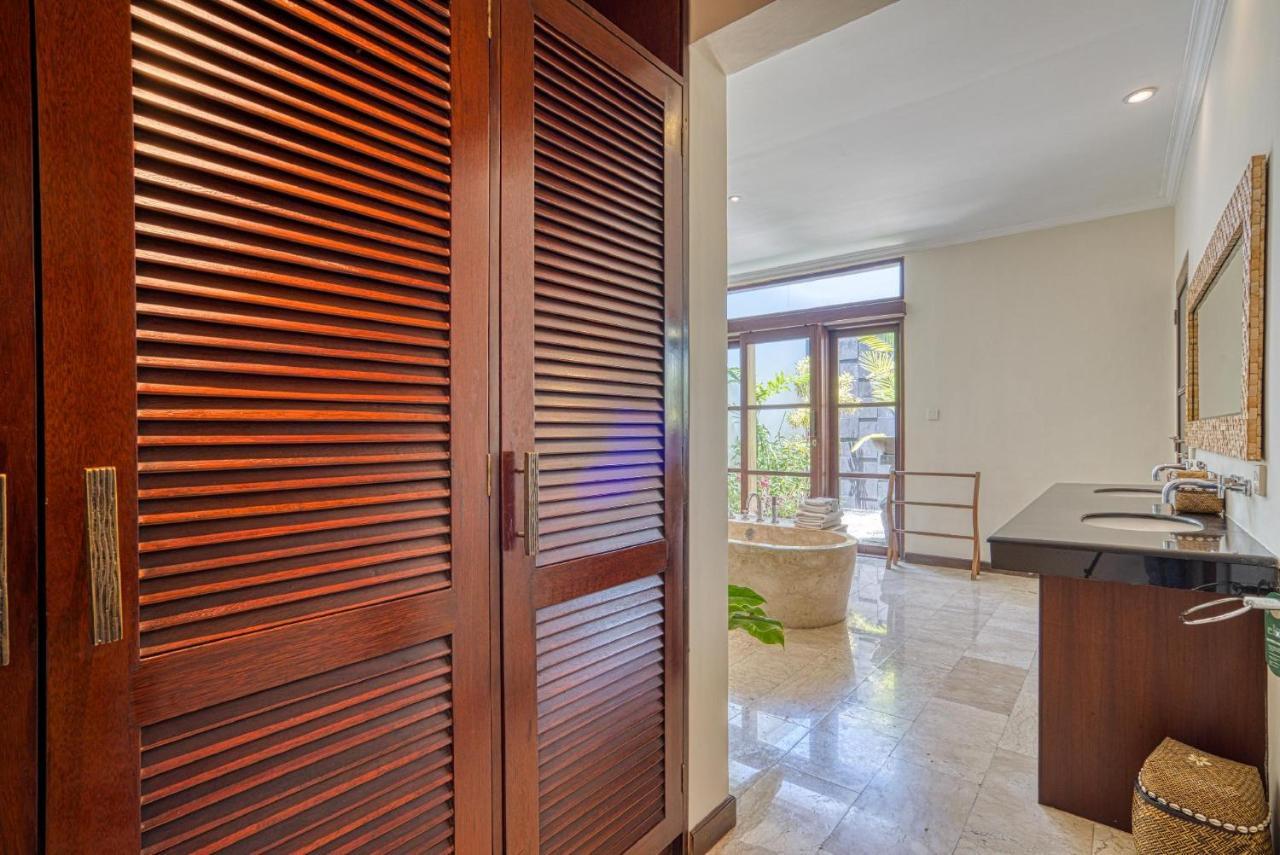 Villa Aisha Sanur Exterior foto
