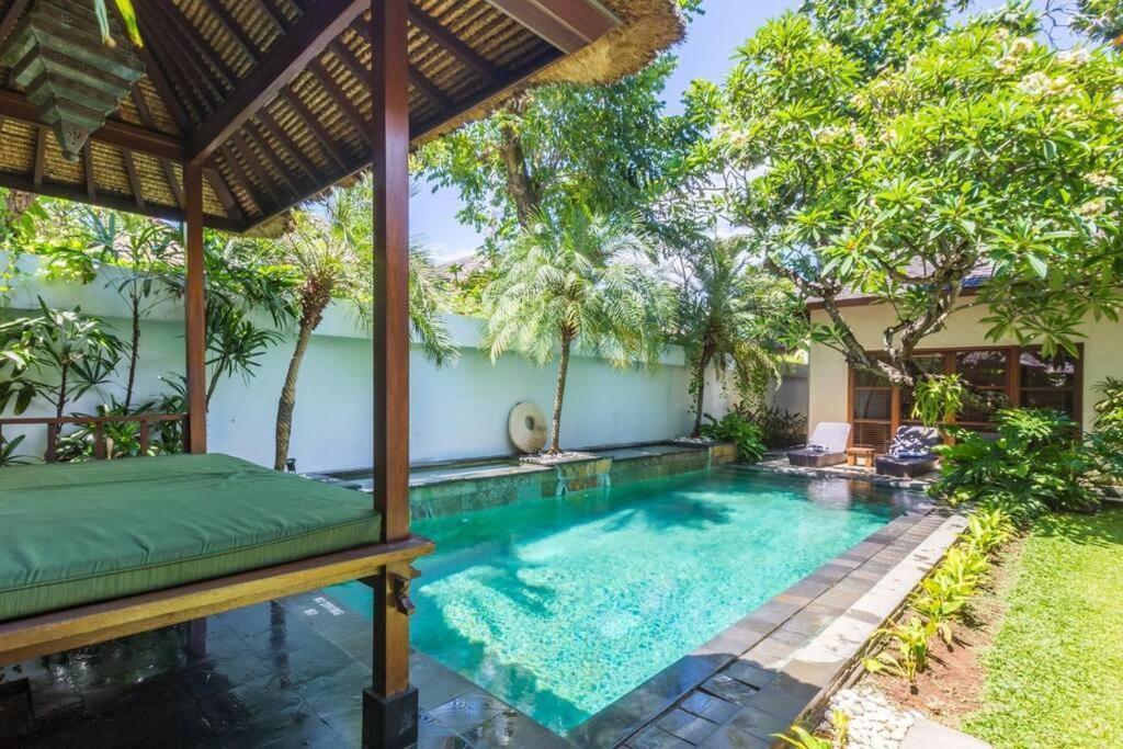Villa Aisha Sanur Exterior foto